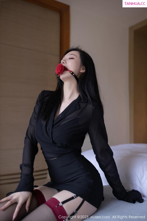安然Maleah  [XiuRen]高清写真图 2023.06.06 No.6867 安然anran 黑丝美腿第14张图片